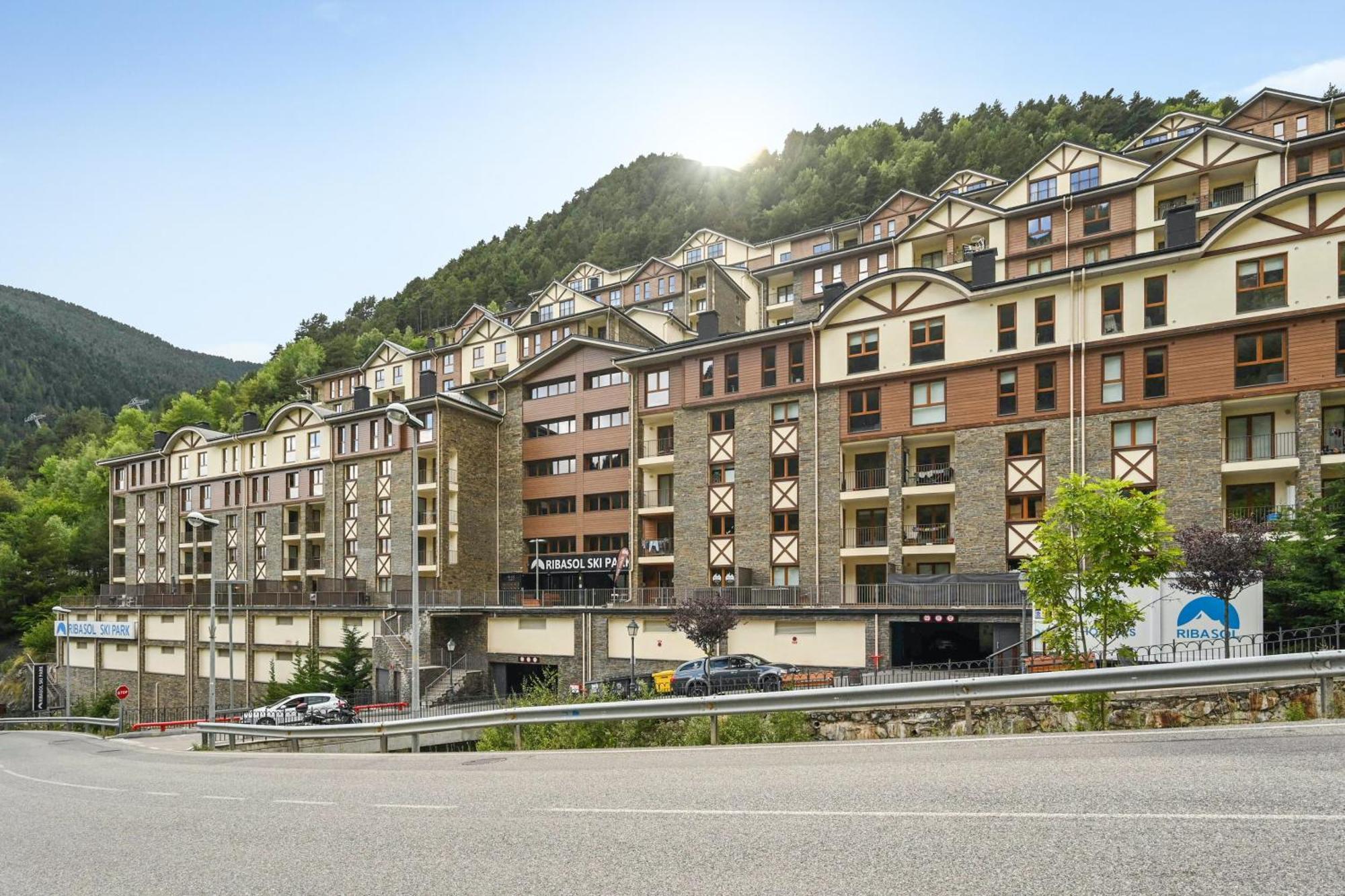 Charming Studio With Mountain View In Arinsal 40M² Exterior photo